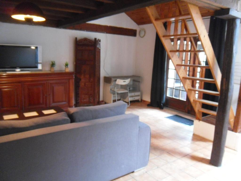 La Mini Ferme De Maelou Villa Sermaises Exterior foto